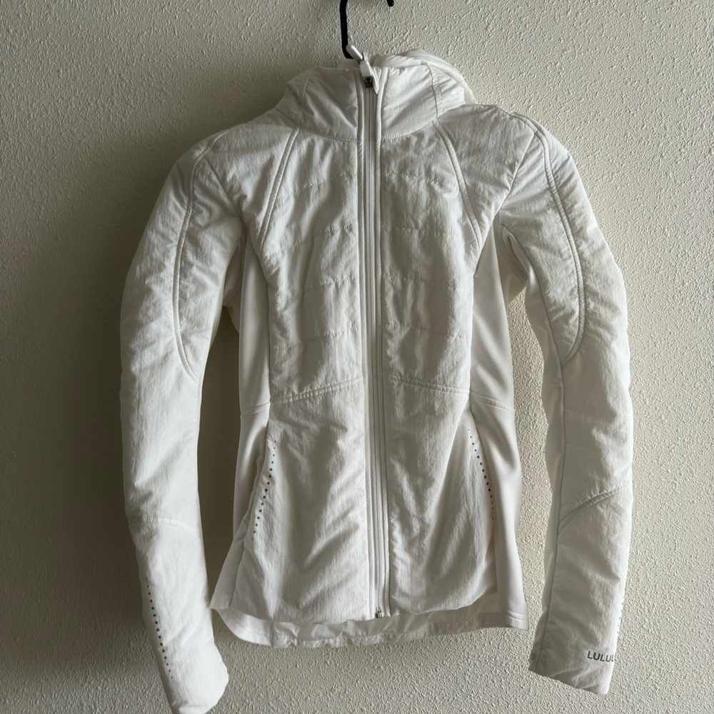 Lululemon another mile jacket